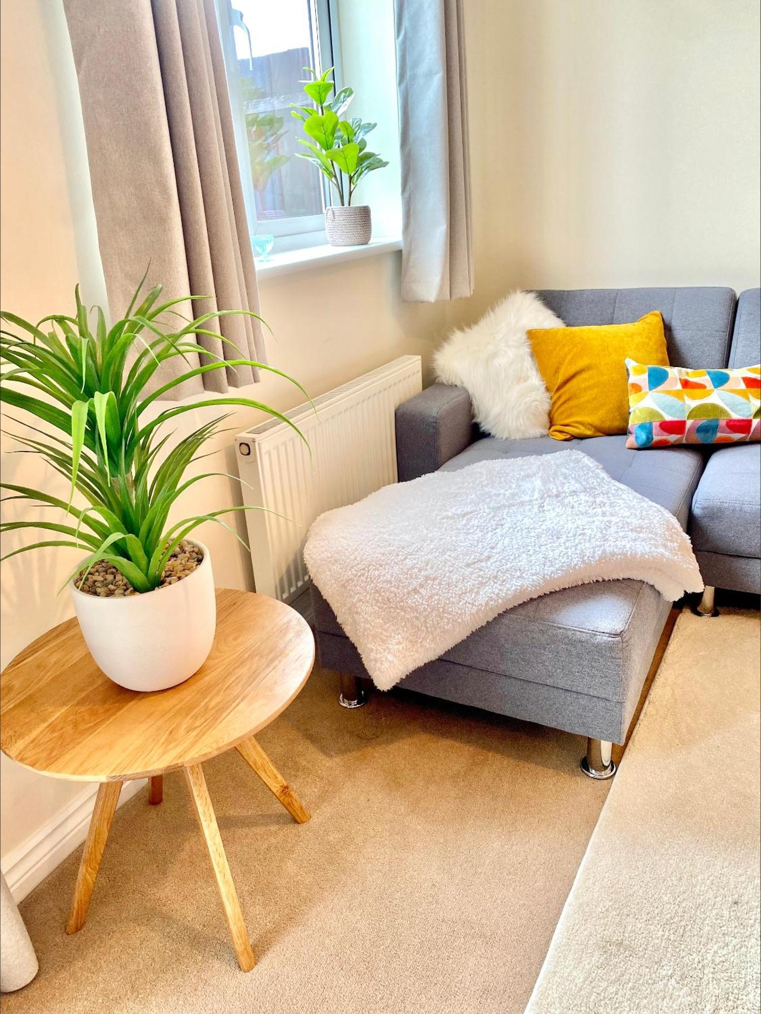 Free Private Parking! Oakley House And Garden! Fully Equipped 4 Comfy Beds Villa Corby Exteriör bild